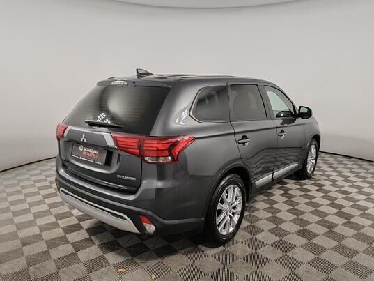 Mitsubishi Outlander, 2020 г., 131 822 км