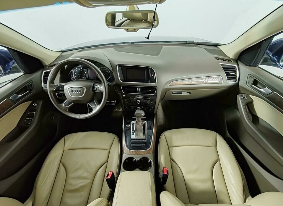 Audi Q5 2.0 AT (225 л.с.) 4WD
