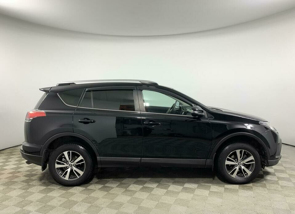 Toyota RAV4 2.2d AT (150 л.с.) 4WD