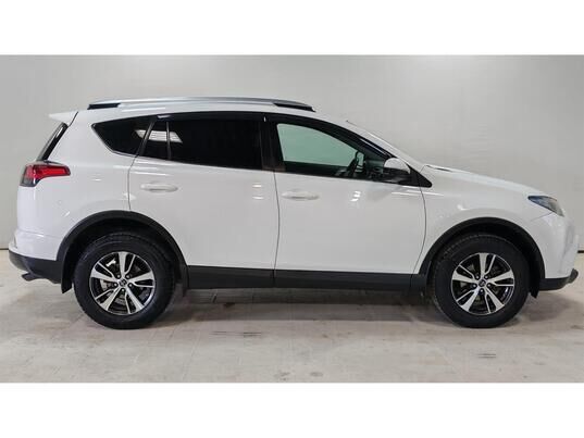 Toyota RAV4, IV (XA40) Рестайлинг, 2016 г., 126 413 км