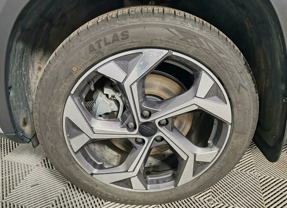 Geely Atlas 2.0 AMT (200 л.с.)