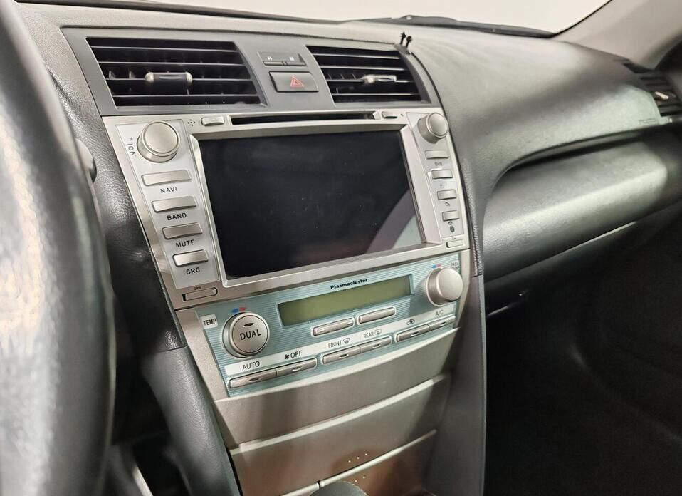 Toyota Camry, VI (XV40) 2.4 AT (167 л.с.)