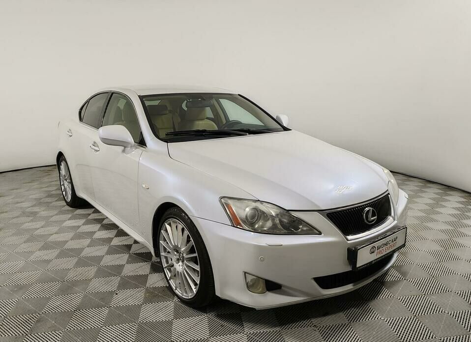 Lexus IS 250 2.5 AT (208 л.с.)