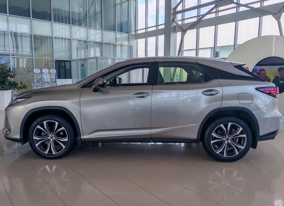 Lexus RX, IV Рестайлинг 300 2.0 AT (238 л.с.) 4WD