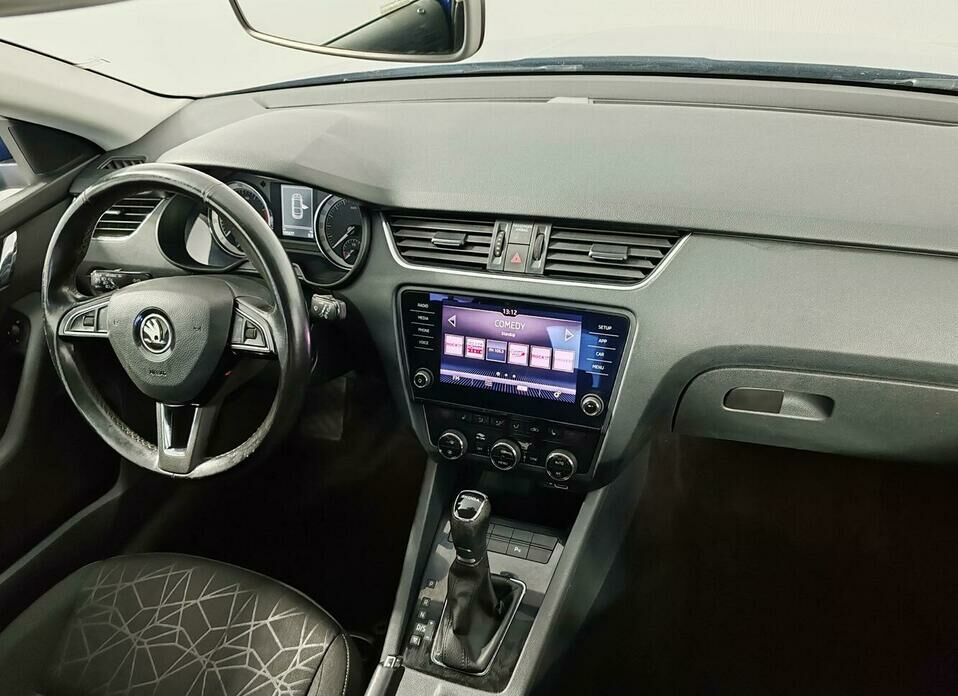 Skoda Octavia 1.6 AT (110 л.с.)