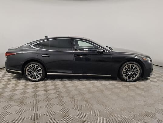 Lexus LS, 2018 г., 57 271 км