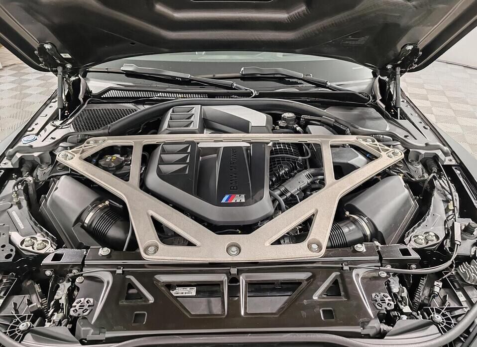 BMW M3, VI (G80) CS 3.0 AT (550 л.с.) 4WD