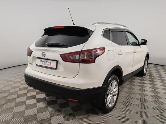 Nissan Qashqai, II, 2014 г., 340 090 км