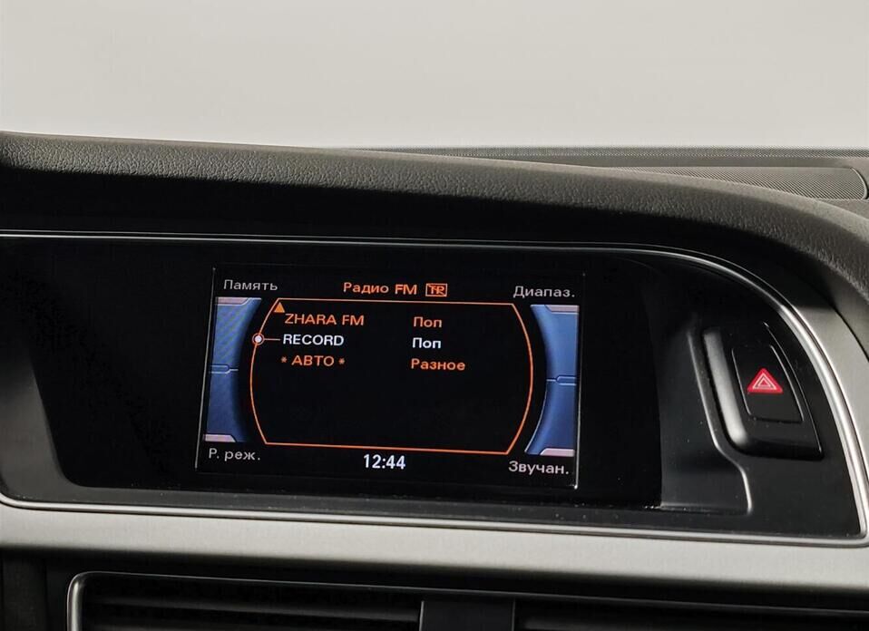 Audi A4, IV (B8) Рестайлинг 1.8 CVT (170 л.с.)