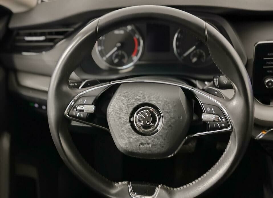 Skoda Octavia 1.4 AT (150 л.с.)