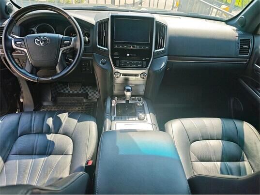 Toyota Land Cruiser, 2019&nbsp;г., 61&nbsp;423&nbsp;км