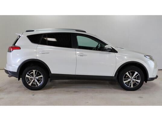 Toyota RAV4, 2018 г., 196 244 км