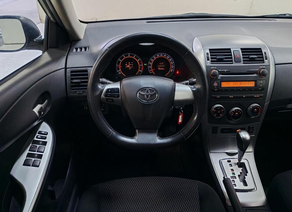 Toyota Corolla, X (E140, E150) Рестайлинг 1.6 AT (124 л.с.)