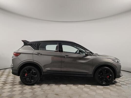 Geely Coolray, 2024 г., 368 км