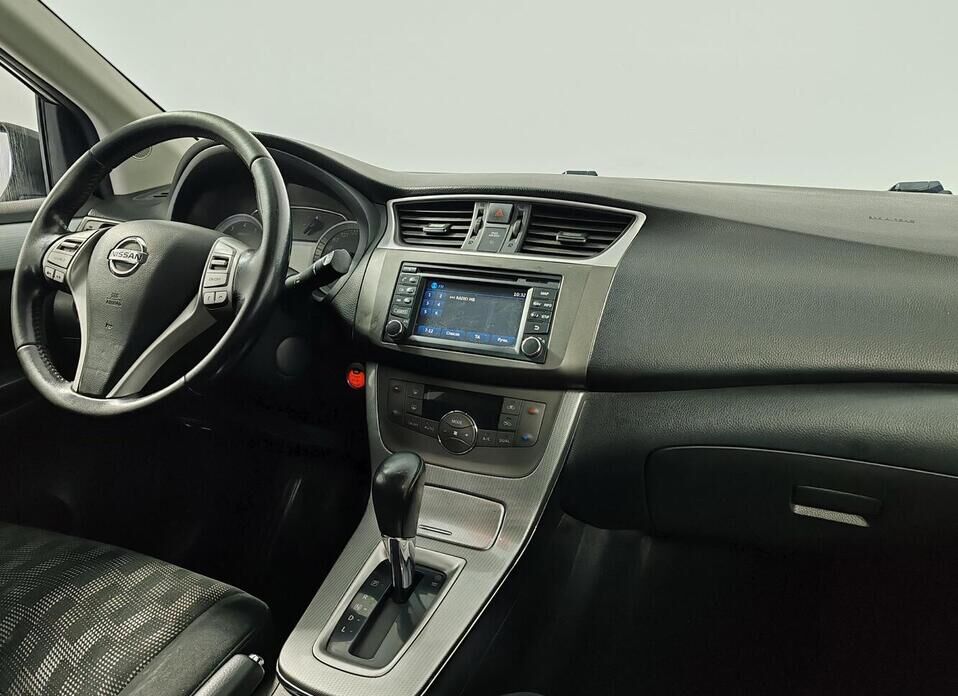 Nissan Tiida, II 1.6 CVT (117 л.с.)