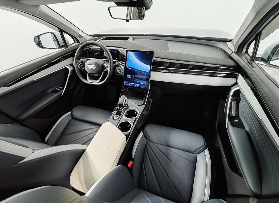 Geely Atlas, II 2.0 AMT (200 л.с.)