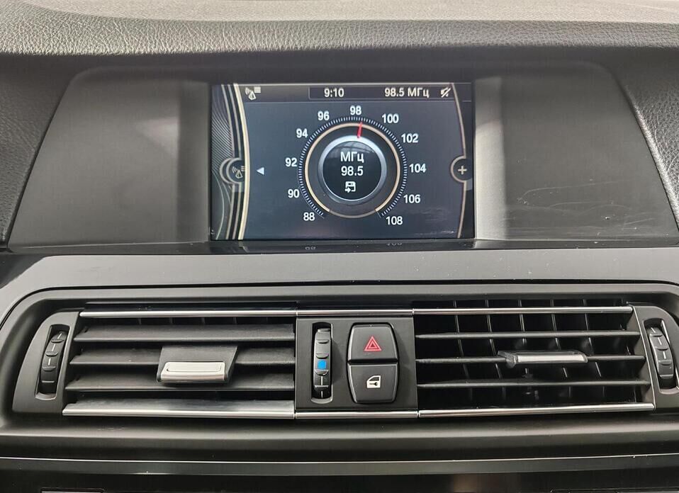 BMW 5 серии 528i 3.0 AT (258 л.с.) 4WD