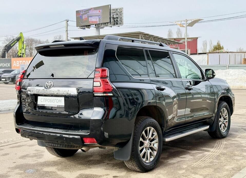 Toyota Land Cruiser Prado, 150 Series Рестайлинг 2 2.8d AT (177 л.с.) 4WD