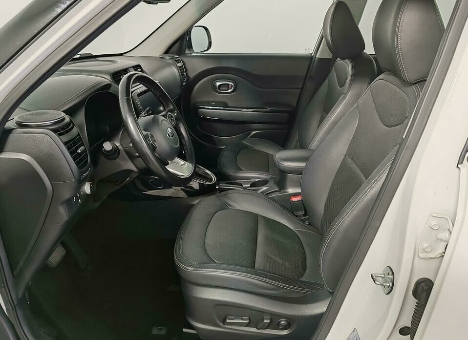 Kia Soul 2.0 AT (150 л.с.)