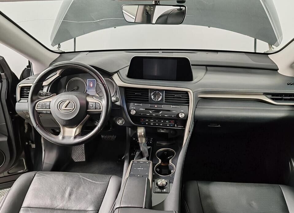 Lexus RX, IV Рестайлинг 300 2.0 AT (238 л.с.) 4WD