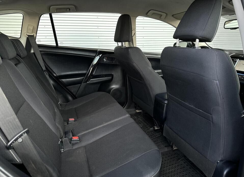 Toyota RAV4, IV (CA40) Рестайлинг 2.0 CVT (146 л.с.) 4WD
