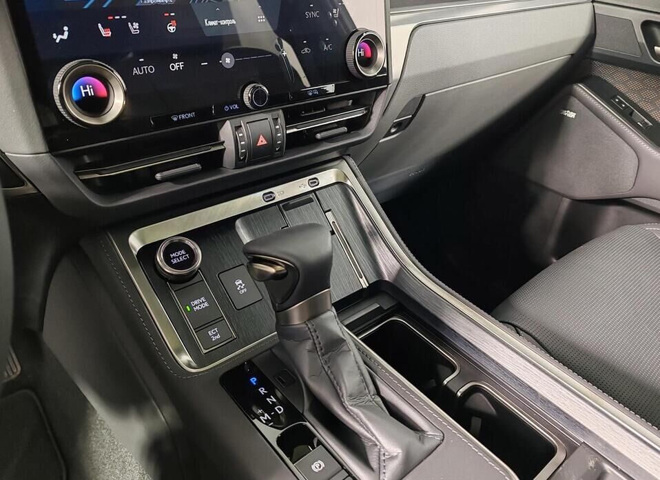 Lexus GX, III 550 3.4 AT (354 л.с.) 4WD