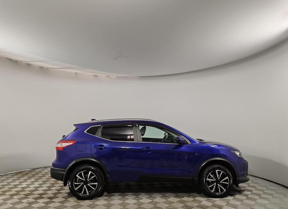 Nissan Qashqai, II 2.0 CVT (144 л.с.) 4WD