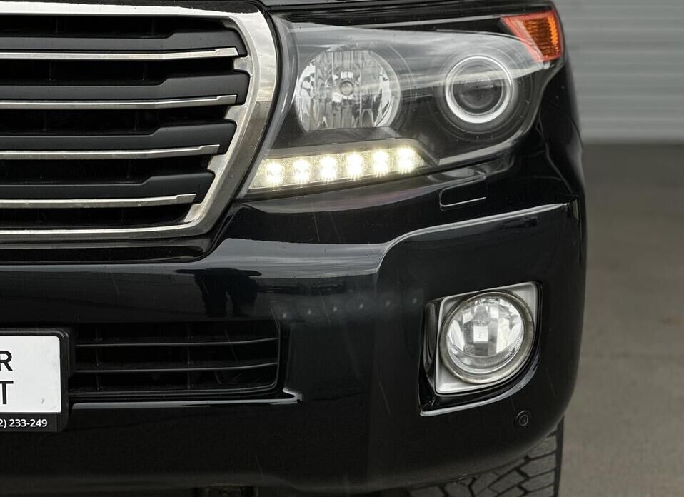 Toyota Land Cruiser, 200 Series Рестайлинг 1 4.5d AT (235 л.с.) 4WD