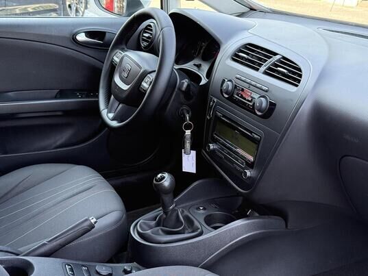 SEAT Leon, II Рестайлинг, 2012 г., 215 643 км