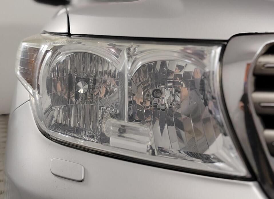 Toyota Land Cruiser, 200 Series 4.7 AT (288 л.с.) 4WD