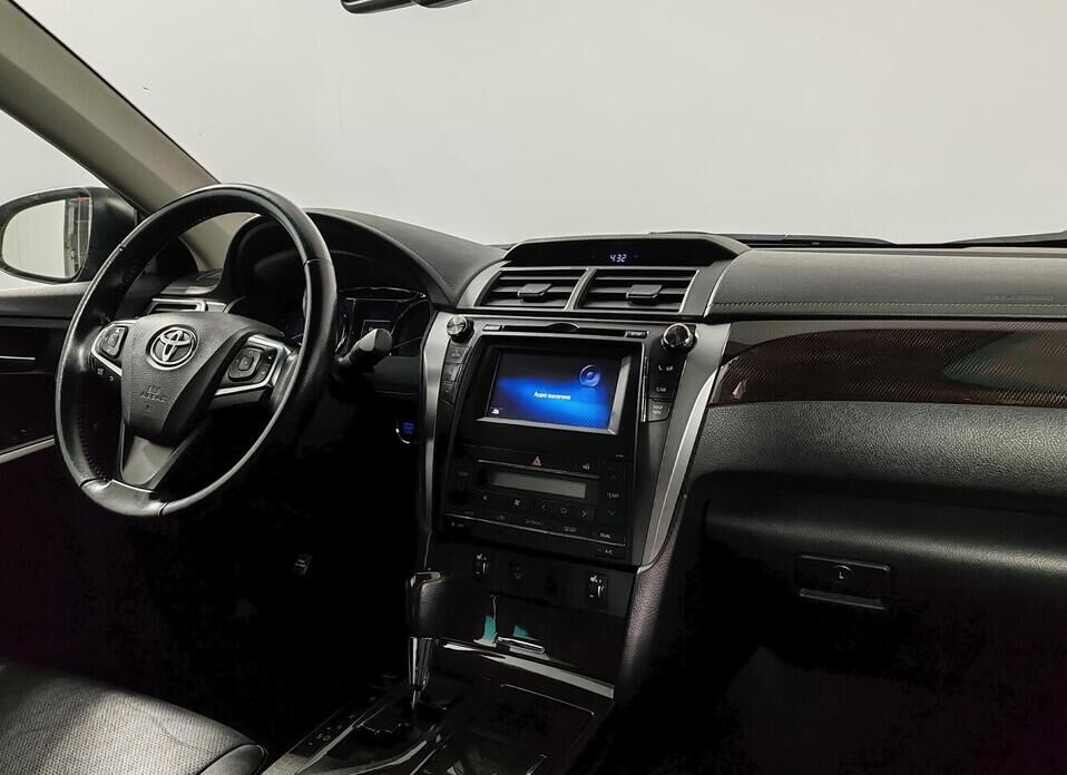 Toyota Camry, VII (XV50) Рестайлинг 2.0 AT (150 л.с.)