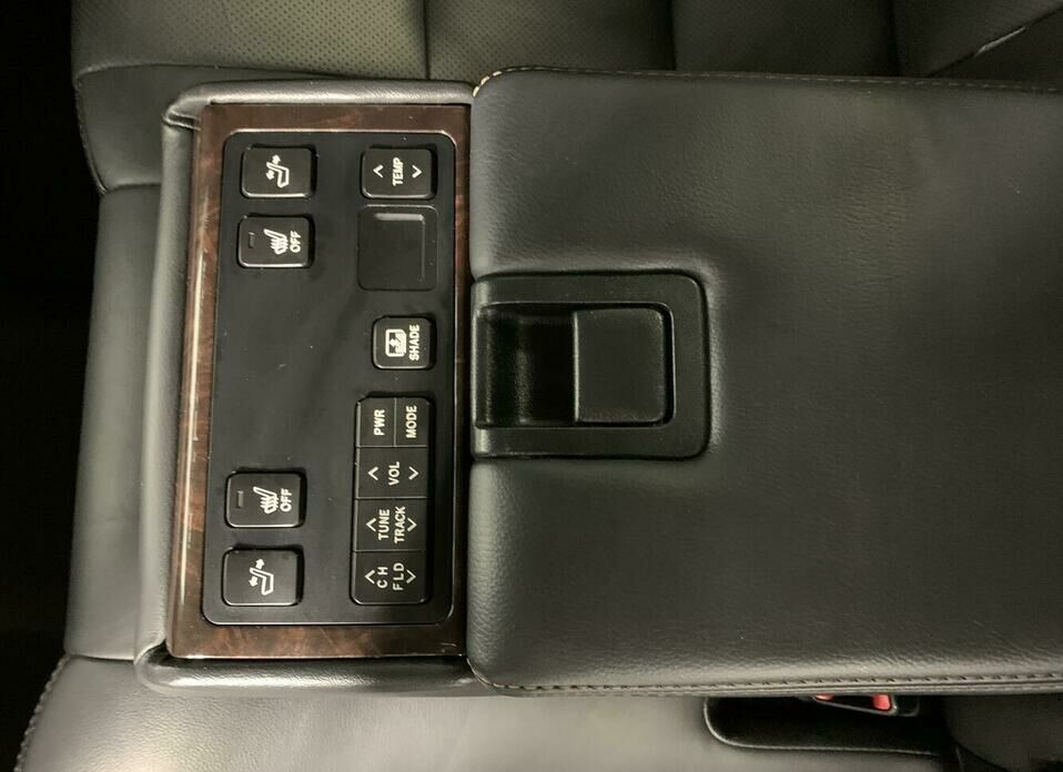 Toyota Camry 3.5 AT (249 л.с.)