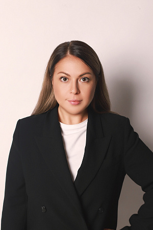 АЛПАЦКАЯ ИРИНА ФЁДОРОВНА - Директор департамента Маркетинга и Клиентского опыта