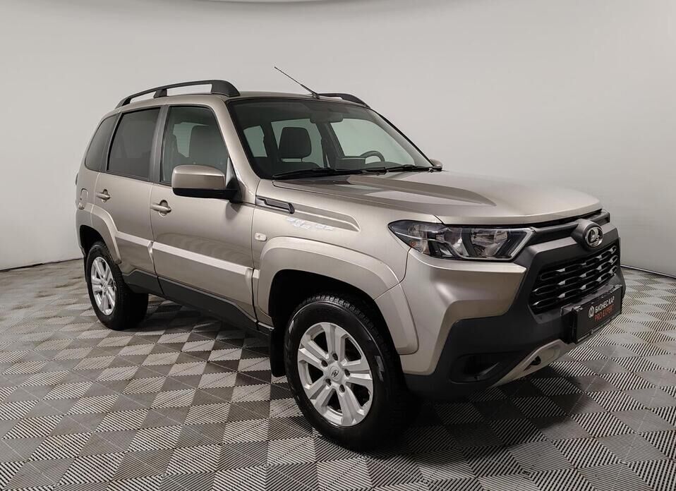LADA (ВАЗ) Niva Travel, I 1.7 MT (80 л.с.) 4WD