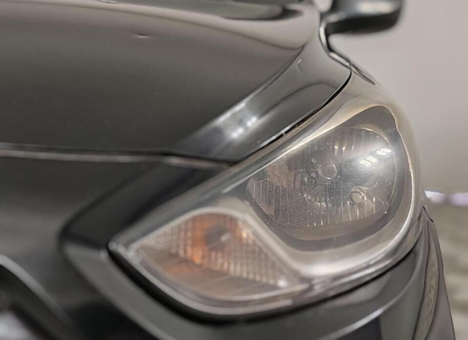 Hyundai Solaris, I 1.4 AT (107 л.с.)
