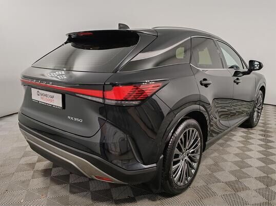 Lexus RX, 2023 г., 604 км