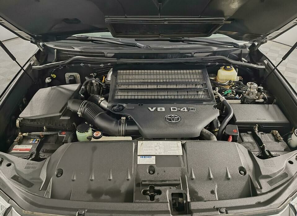 Toyota Land Cruiser 4.5d AT (249 л.с.) 4WD