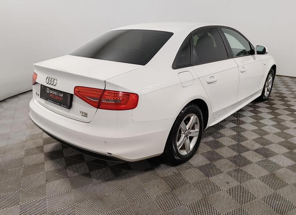 Audi A4, IV (B8) Рестайлинг 2.0 AMT (211 л.с.) 4WD