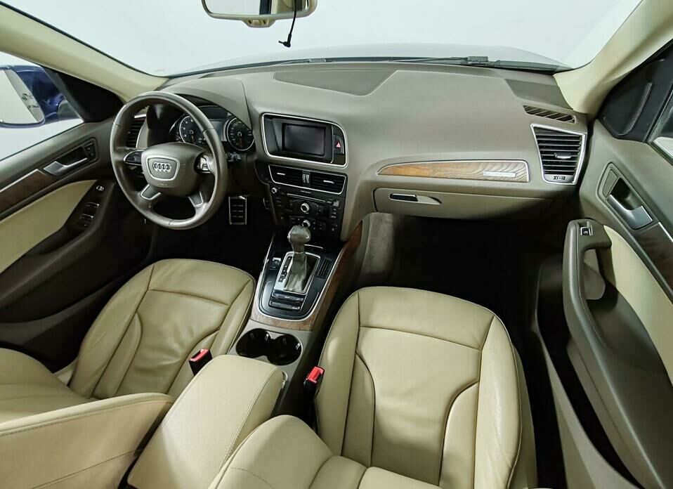 Audi Q5 2.0 AT (225 л.с.) 4WD