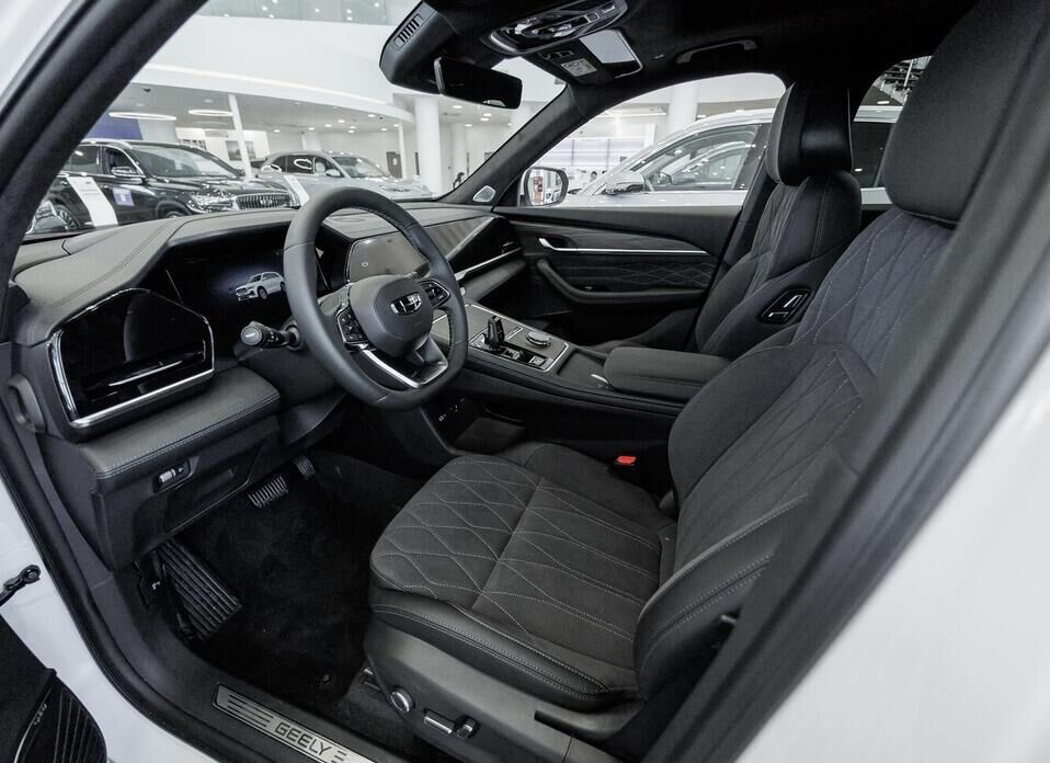 Geely Monjaro, I 2.0 AT (238 л.с.) 4WD