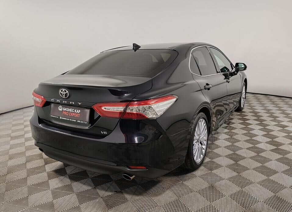 Toyota Camry, VIII (XV70) 3.5 AT (249 л.с.)
