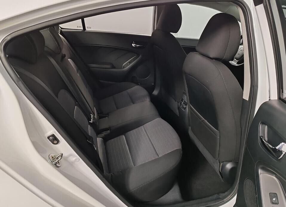 Kia Cerato 1.6 AT (130 л.с.)