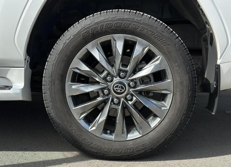 Toyota Land Cruiser, 300 Series 3.4 AT (415 л.с.) 4WD