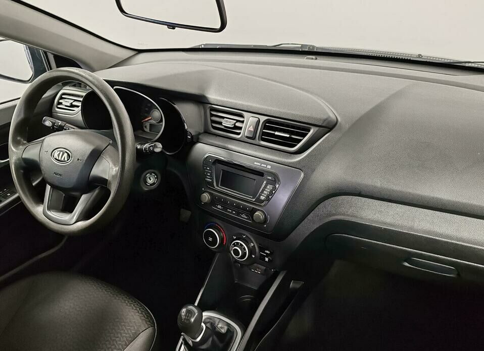 Kia Rio 5-speed 1.6 MT (123 л.с.)