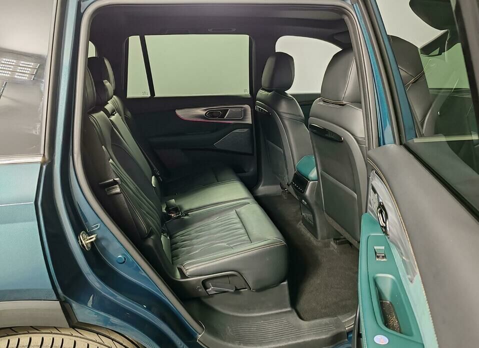GAC GS8 2.0 AT (231 л.с.) 4WD