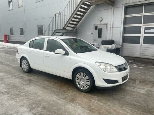 Opel Astra, 2012 г., 258 758 км