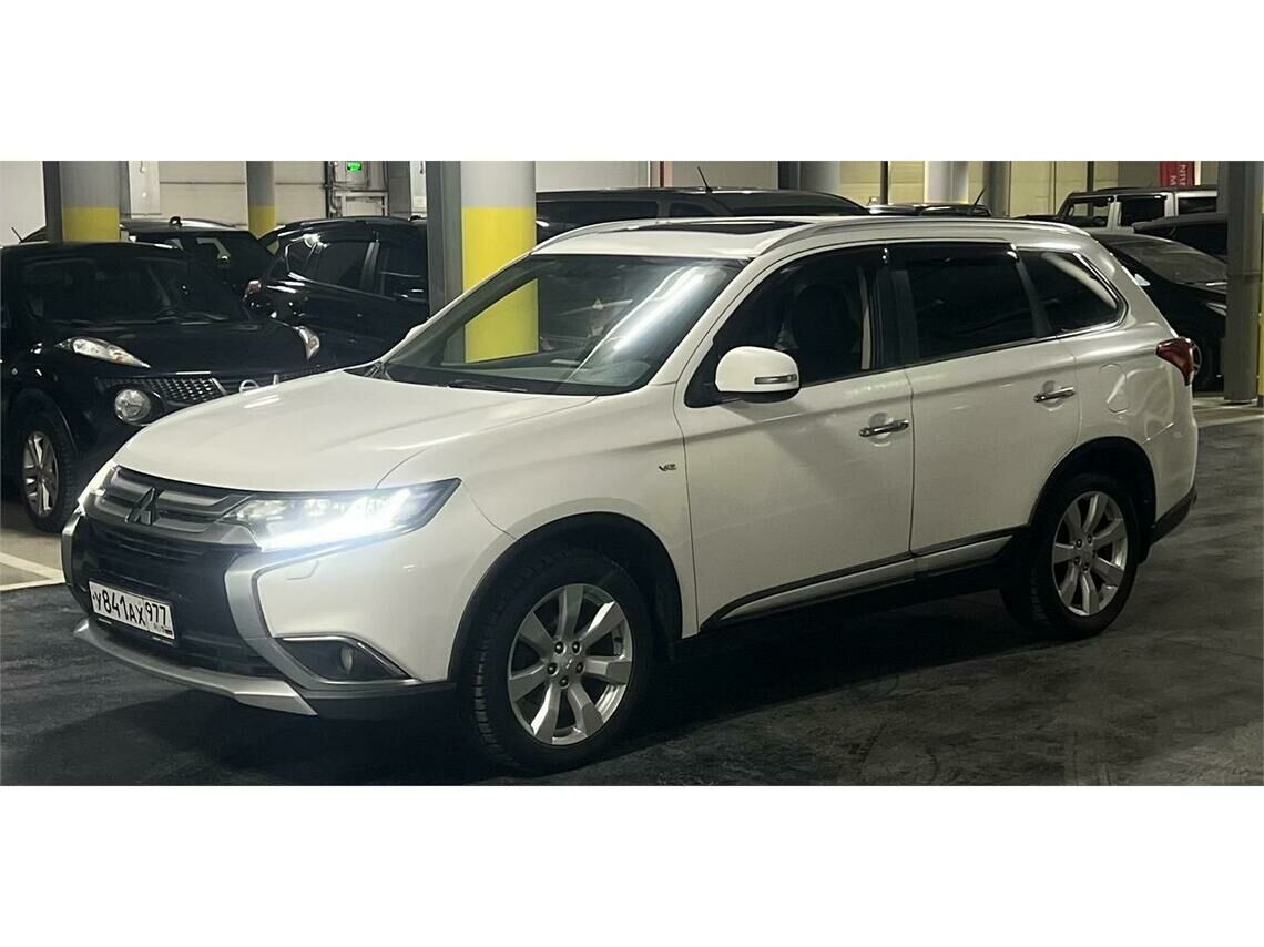 Mitsubishi Outlander, 2016 г., 136 256 км