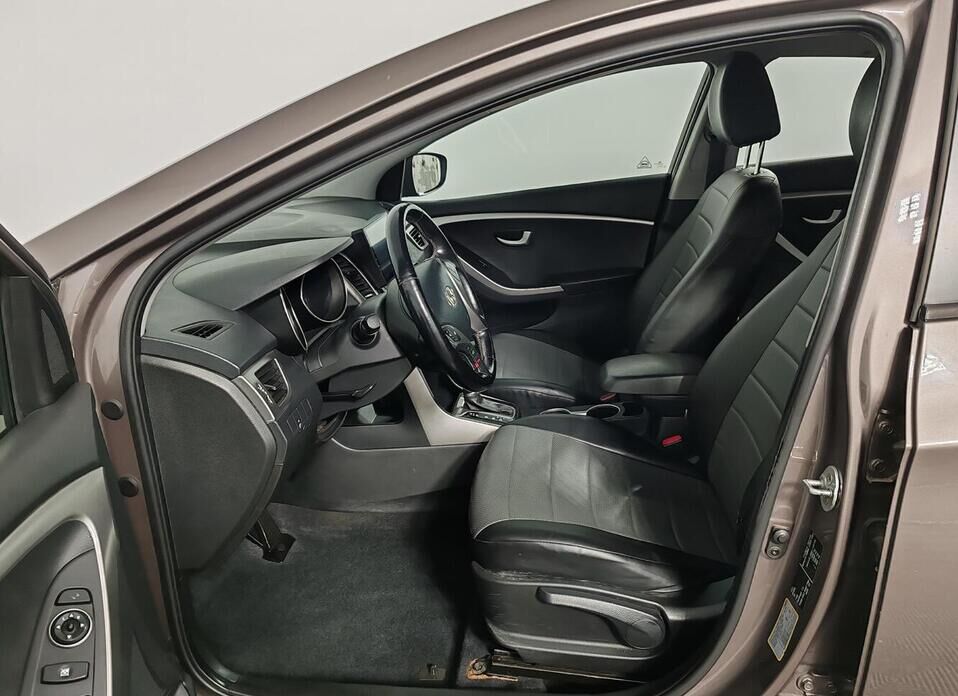 Hyundai i30, II 1.6 AT (130 л.с.)