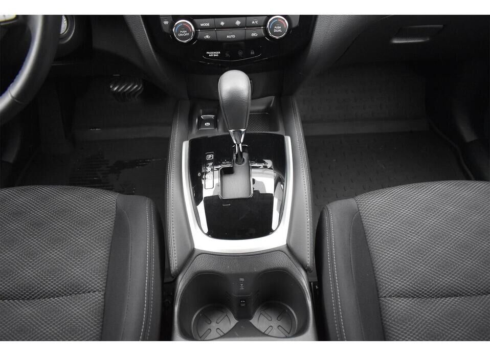 Nissan Qashqai, II 2.0 CVT (144 л.с.)