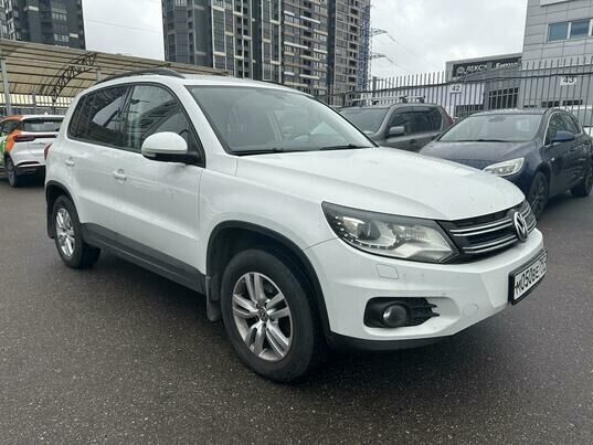 Volkswagen Tiguan, 2014 г., 142 110 км